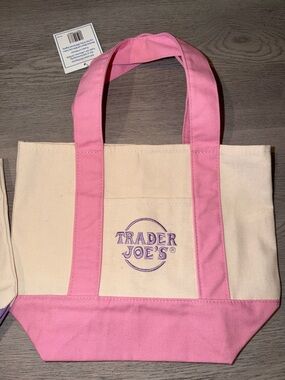 Trader Joe’s link viral mini pastel canvas tote